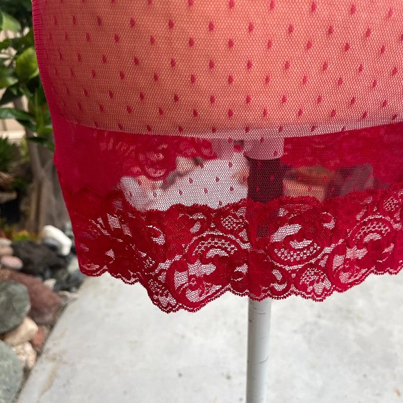 Frederick's sexy red/pink slip - Picture 6 of 8